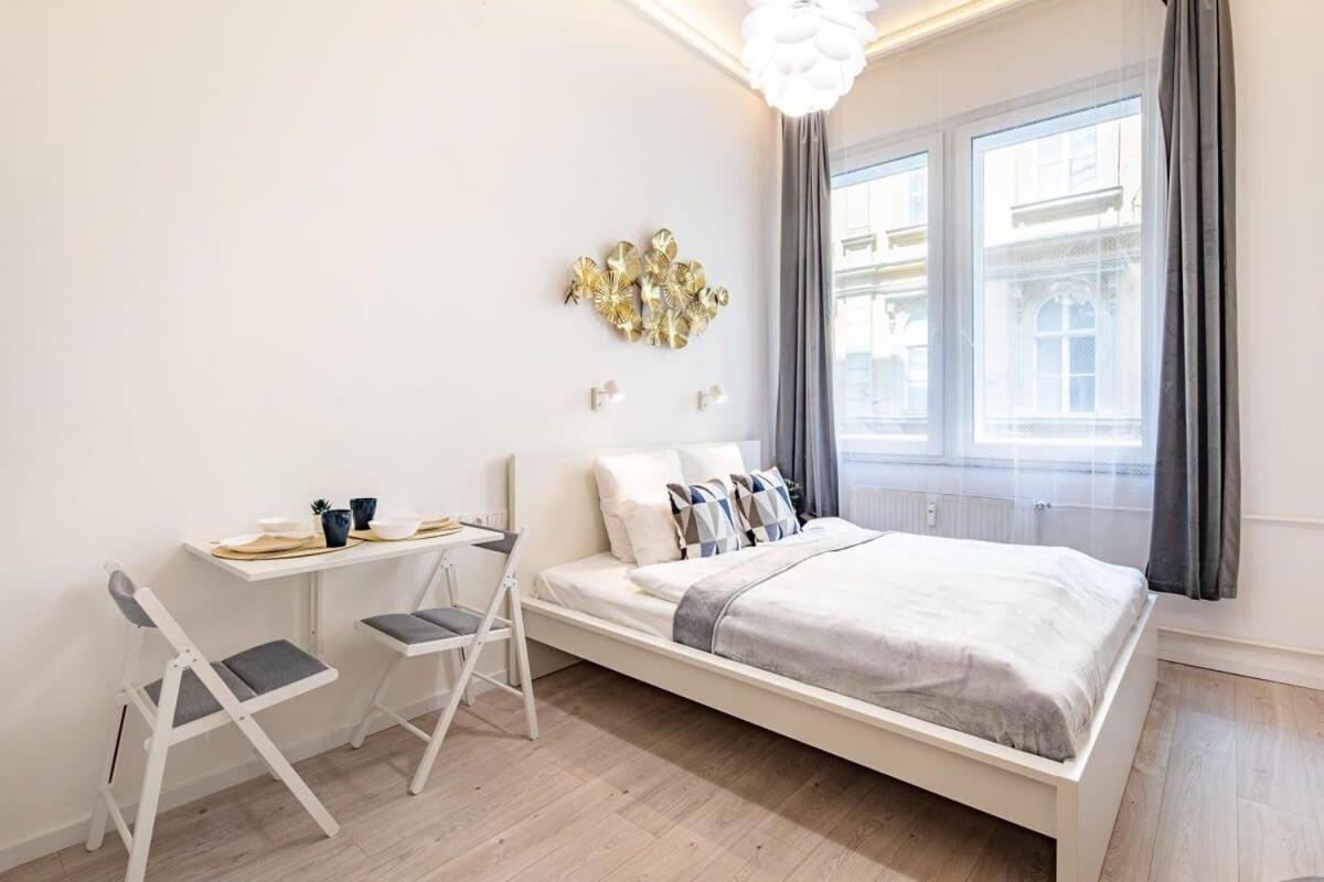 Ultra Central - New - Comfy Studio Βουδαπέστη Εξωτερικό φωτογραφία