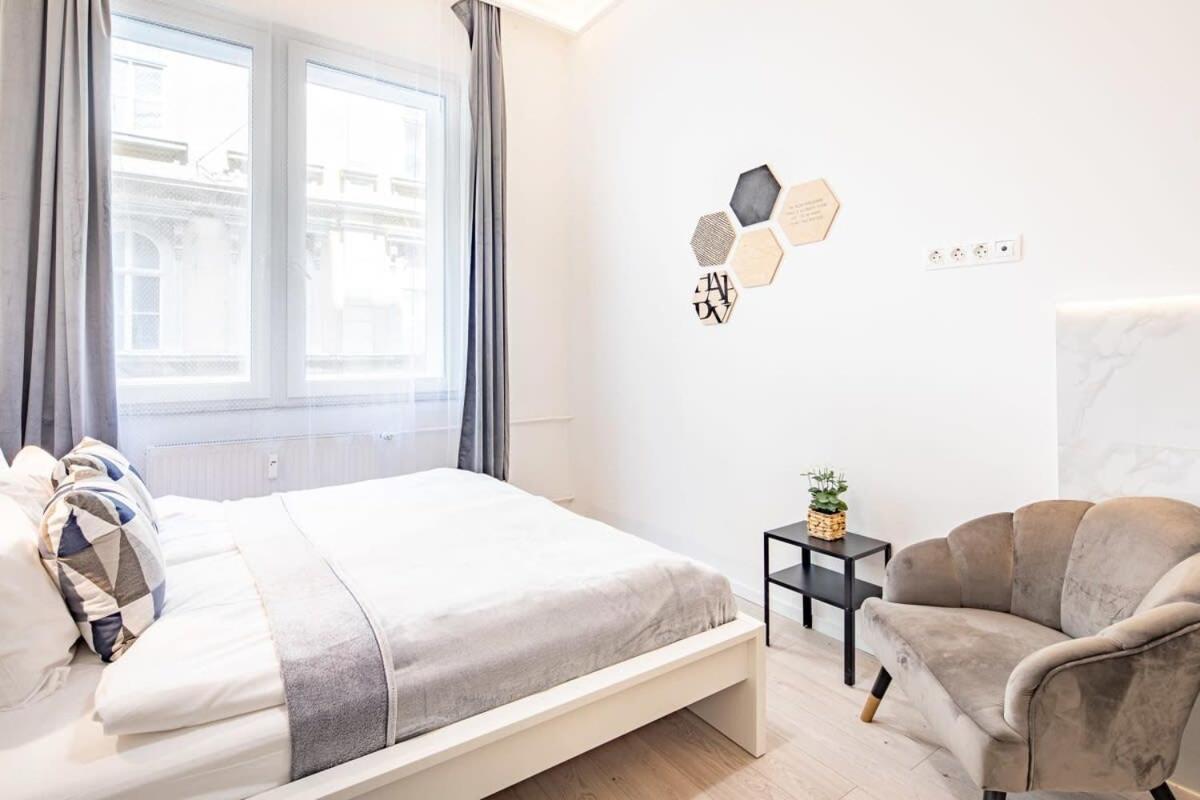 Ultra Central - New - Comfy Studio Βουδαπέστη Εξωτερικό φωτογραφία